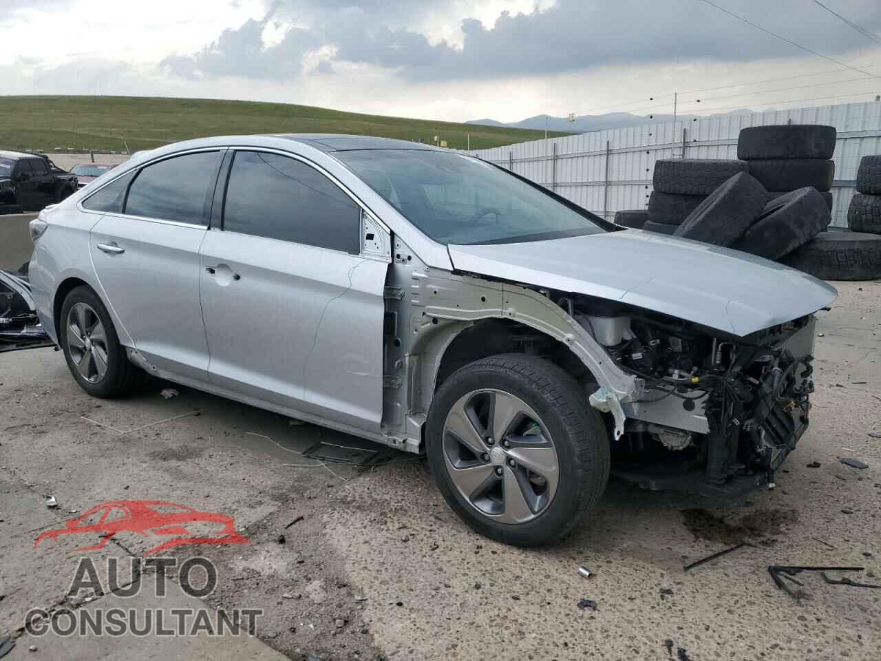 HYUNDAI SONATA 2017 - KMHE34L15HA054792