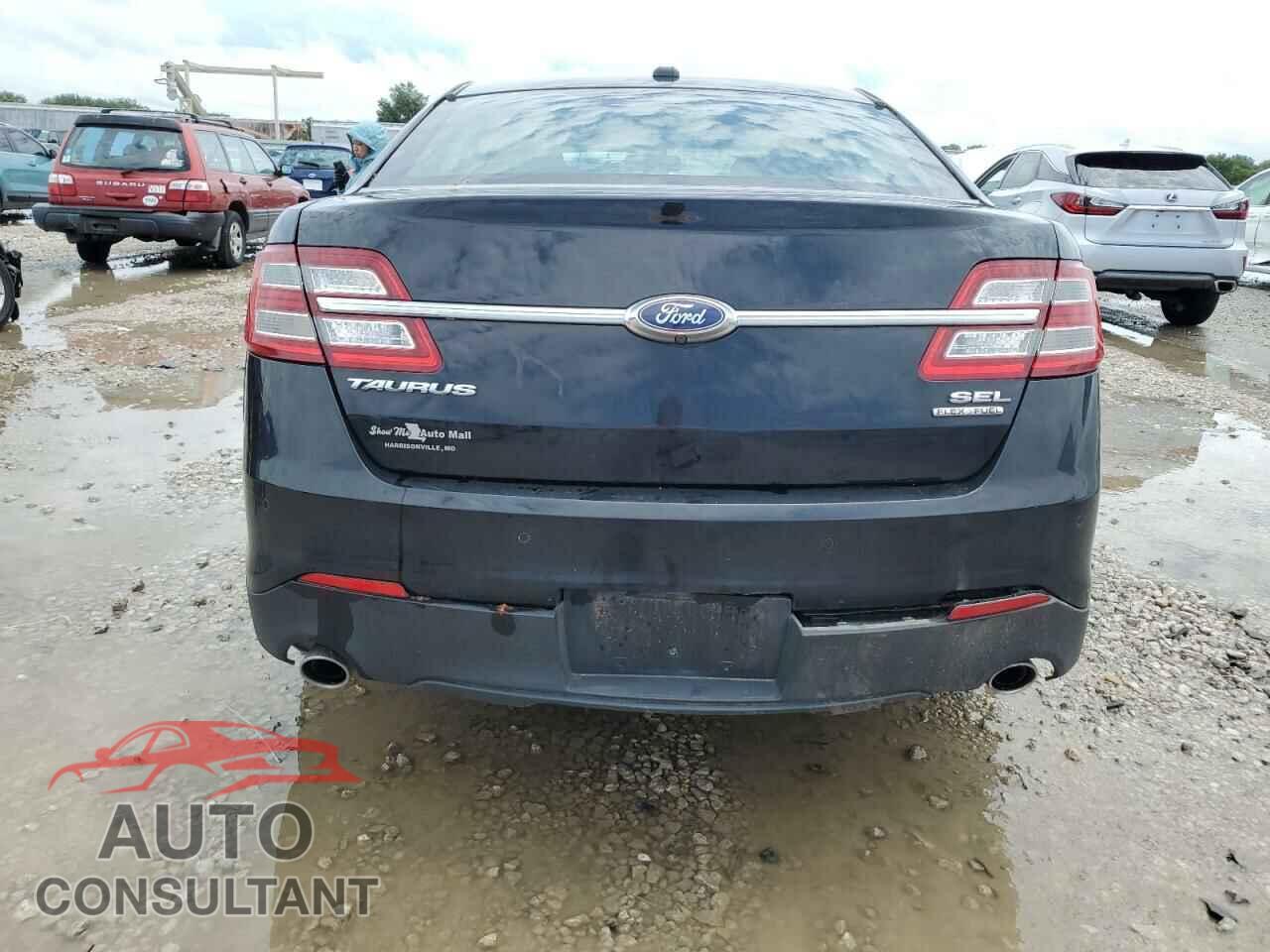 FORD TAURUS 2017 - 1FAHP2E84HG118540