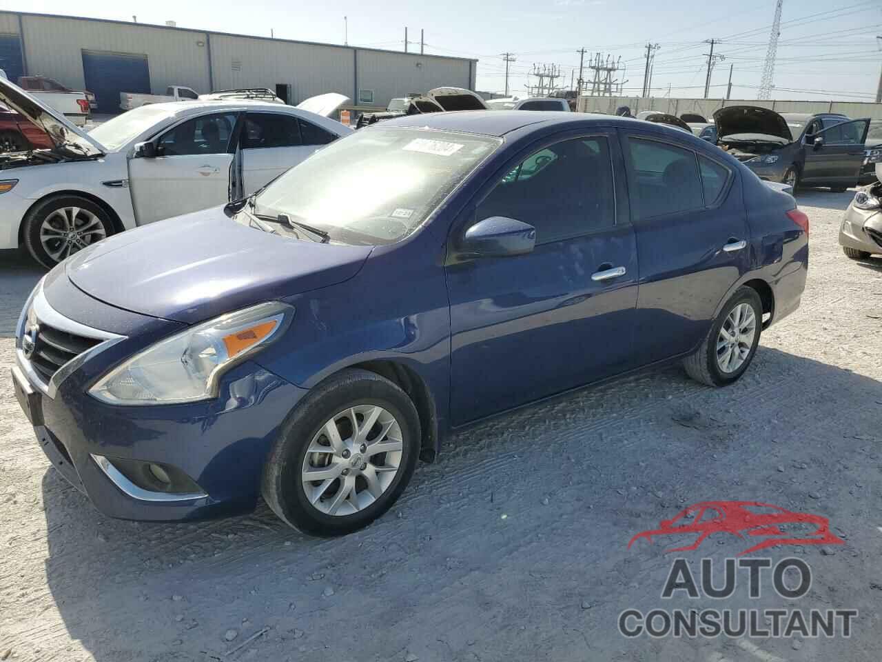 NISSAN VERSA 2018 - 3N1CN7AP1JL887991