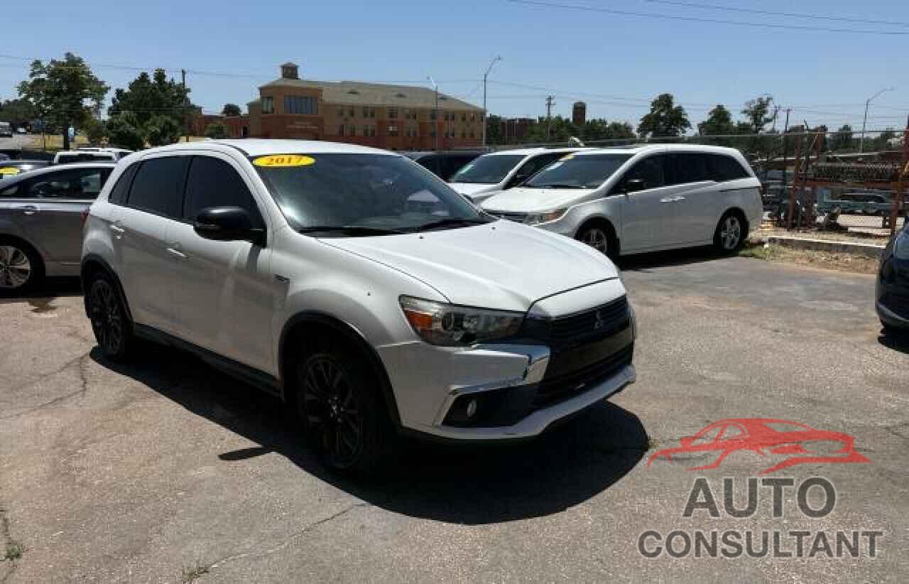 MITSUBISHI OUTLANDER 2017 - JA4AP3AU8HZ047541