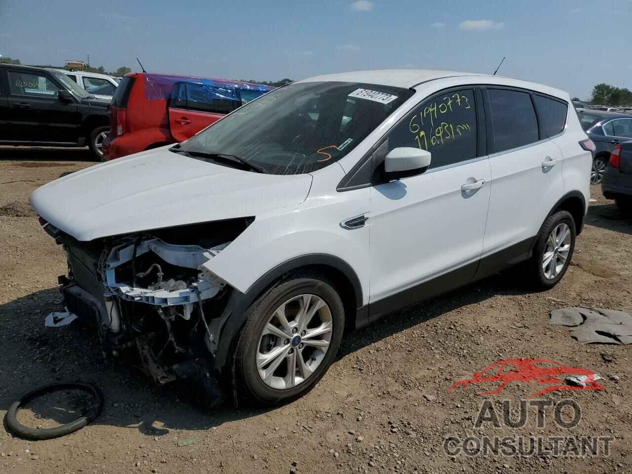 FORD ESCAPE 2017 - 1FMCU9GD5HUE57854