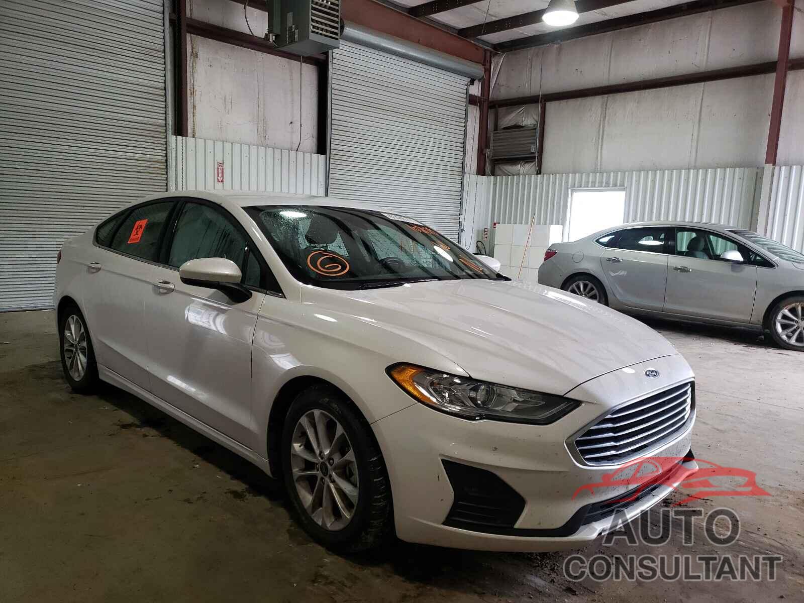 FORD FUSION 2019 - 3FA6P0HD2KR102129