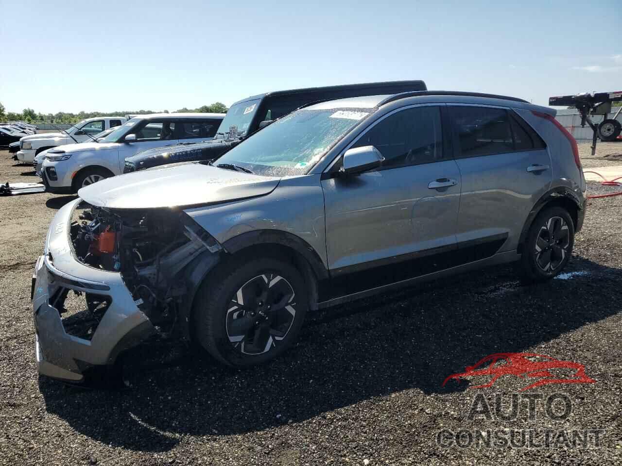 KIA NIRO WIND 2024 - KNDCR3L15R5121826