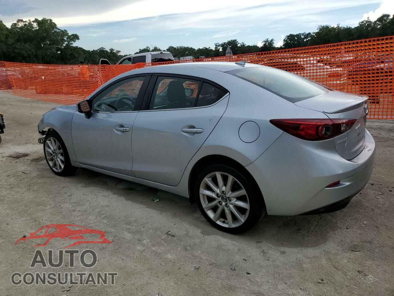 MAZDA 3 2017 - 3MZBN1V77HM120387