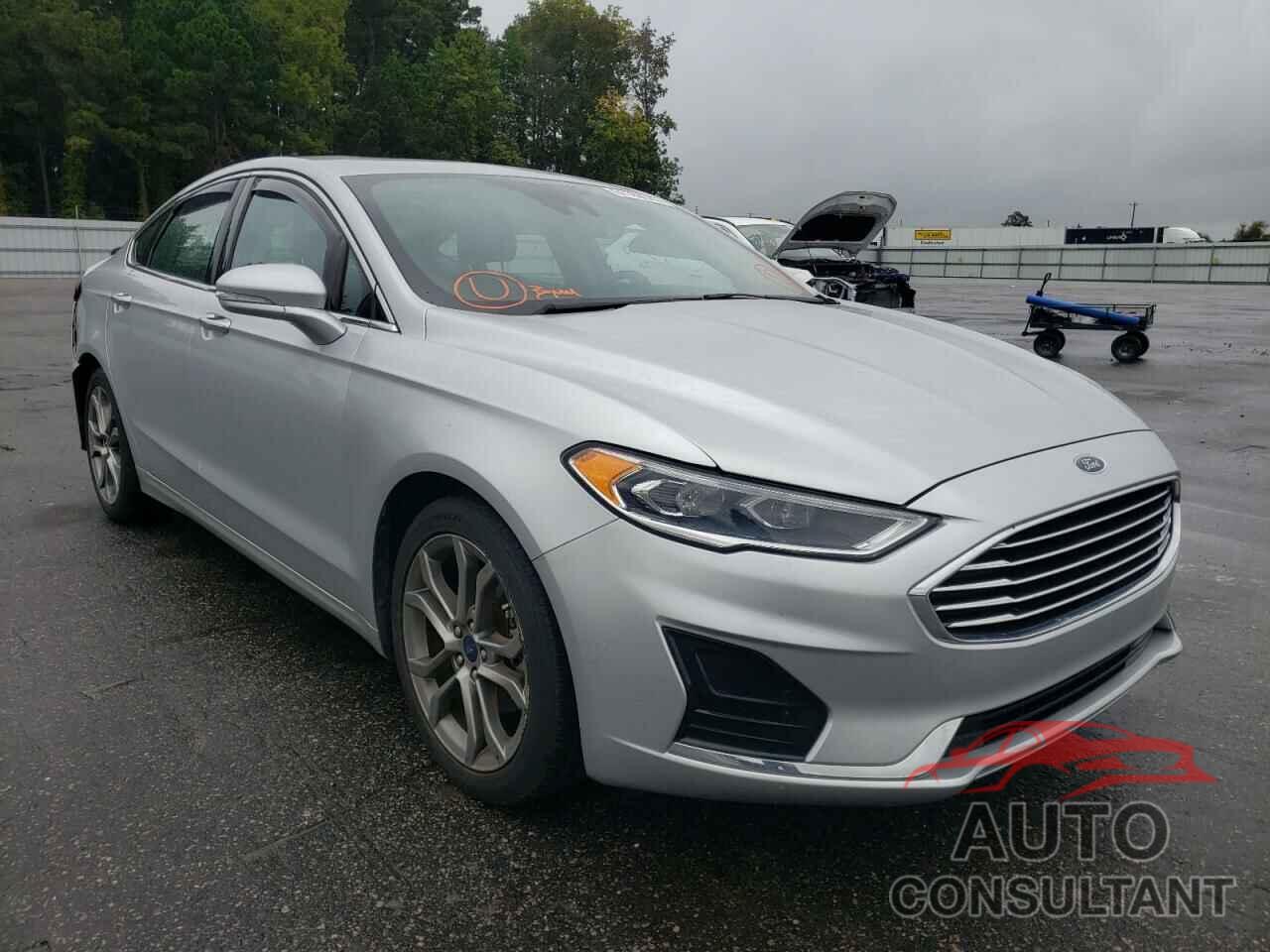 FORD FUSION 2019 - 3FA6P0CD5KR138145