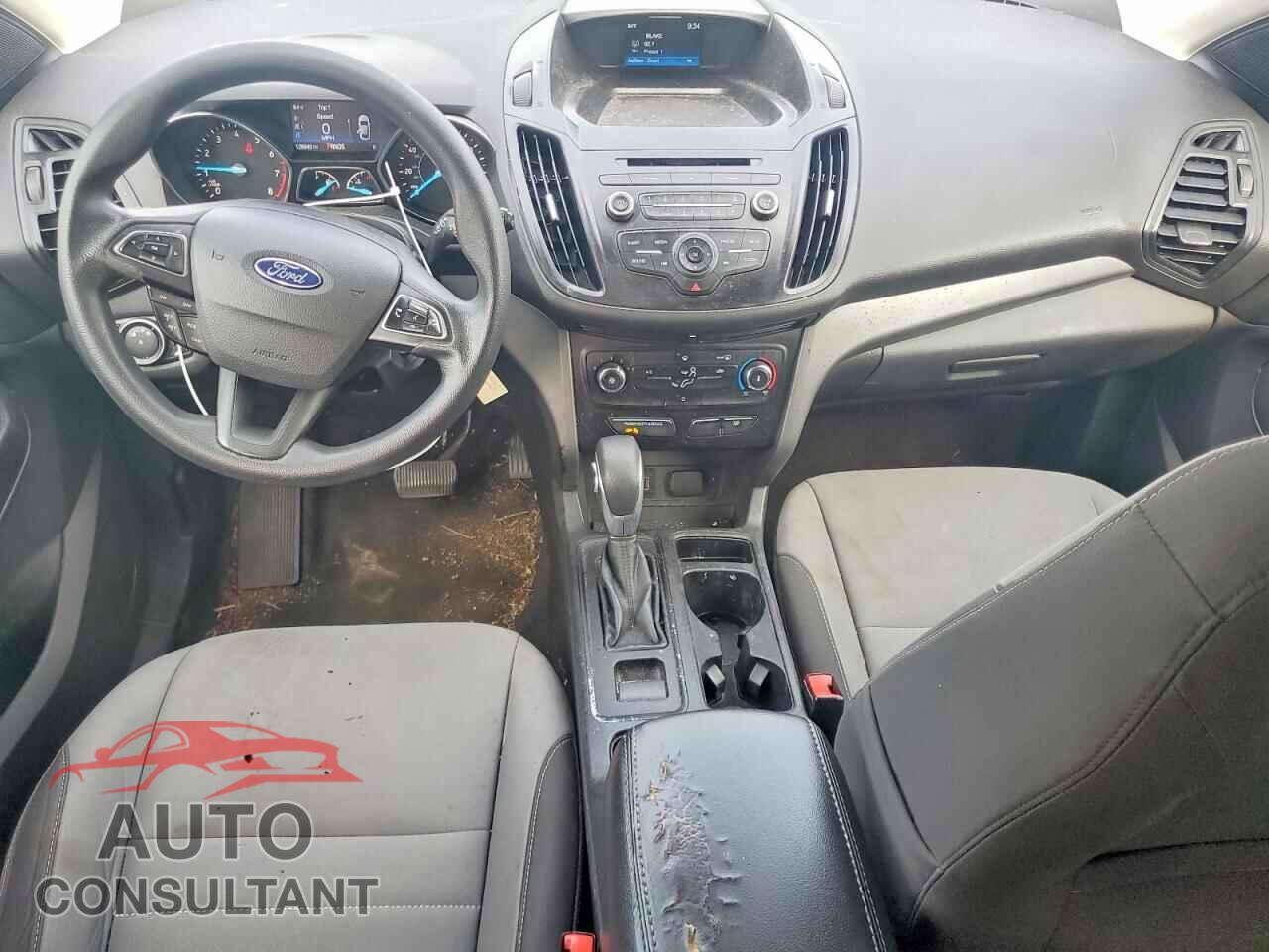 FORD ESCAPE 2017 - 1FMCU0F76HUC05778