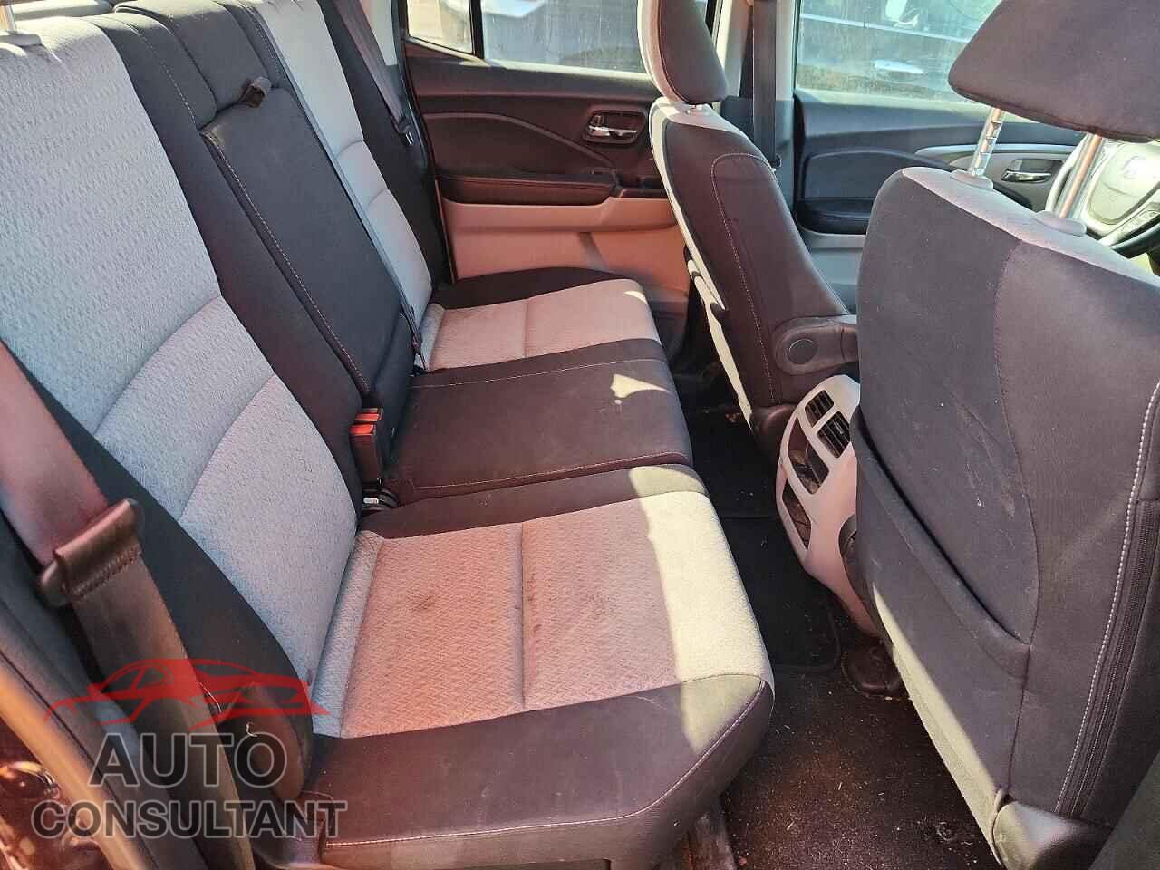 HONDA RIDGELINE 2017 - 5FPYK2F49HB004734