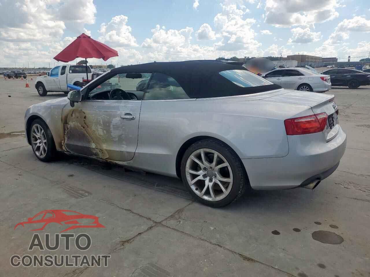 AUDI A5 2011 - WAUAFAFH8BN014012