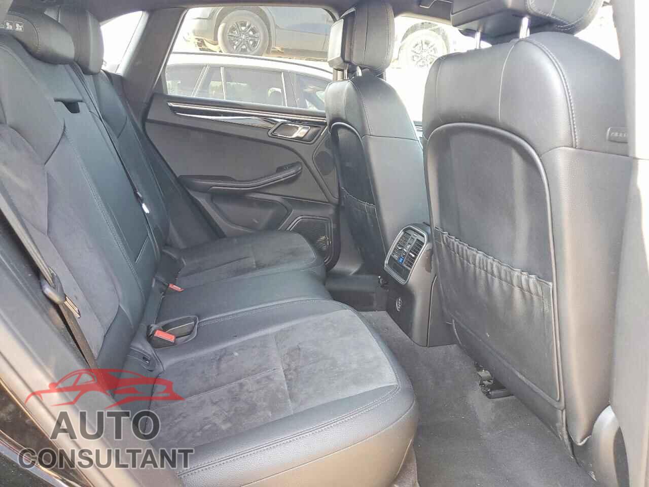 PORSCHE MACAN 2018 - WP1AA2A53JLB04522