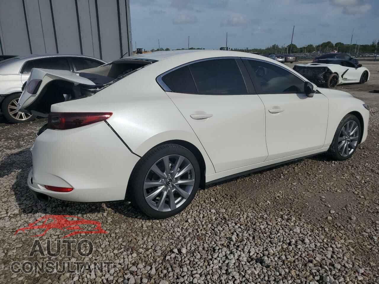 MAZDA 3 2023 - 3MZBPACM0PM365744