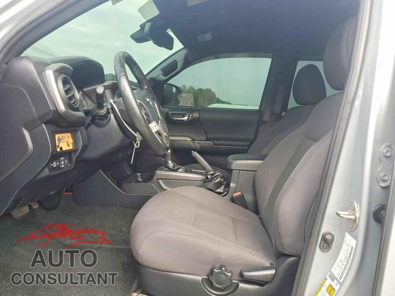 TOYOTA TACOMA 2019 - 3TMCZ5ANXKM228551