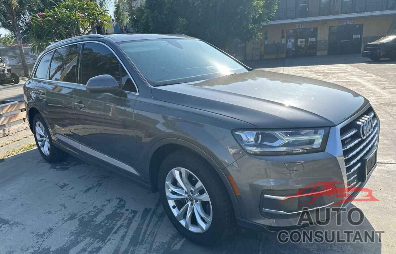 AUDI Q7 2018 - WA1LAAF75JD050269