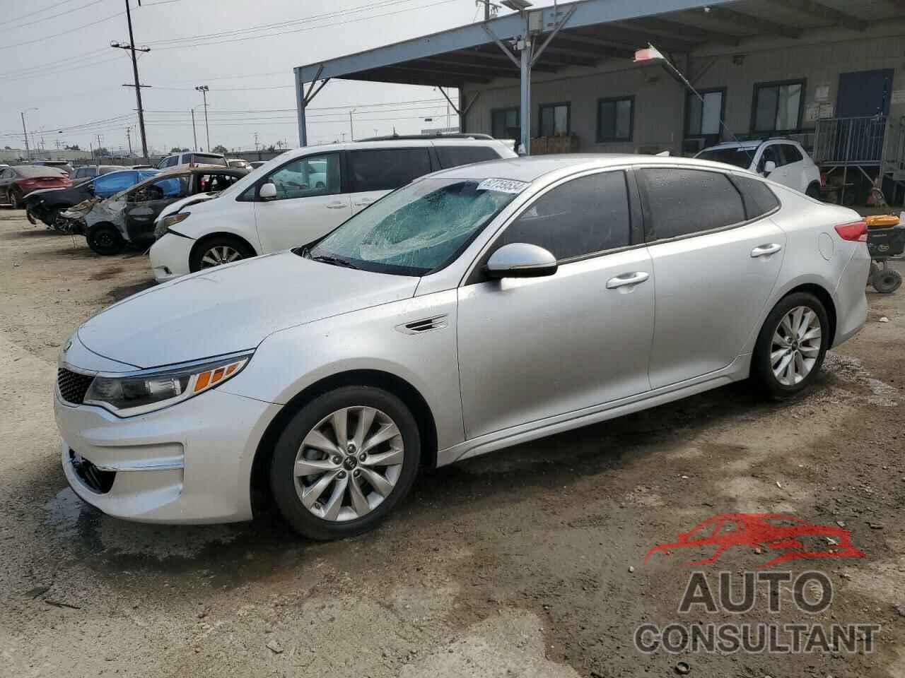 KIA OPTIMA 2018 - 5XXGT4L33JG252134