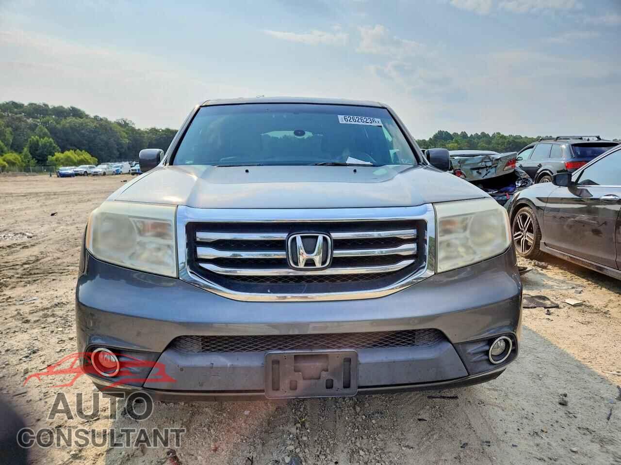 HONDA PILOT 2012 - 5FNYF4H45CB017012