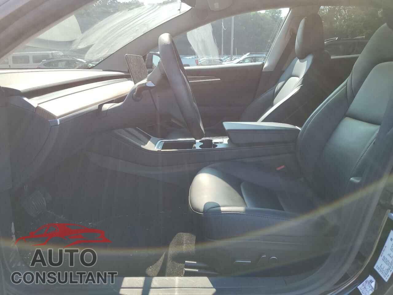 TESLA MODEL 3 2023 - 5YJ3E1EA9PF684144