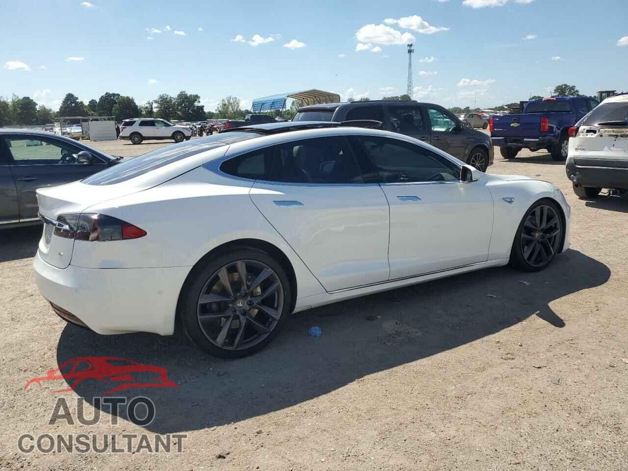 TESLA MODEL S 2016 - 5YJSA1E17GF150051