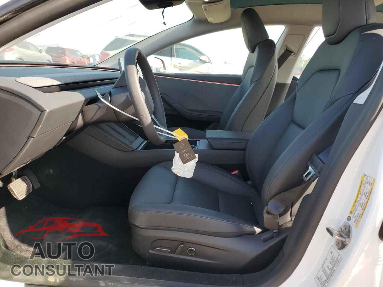 TESLA MODEL 3 2024 - 5YJ3E1EA0RF782305