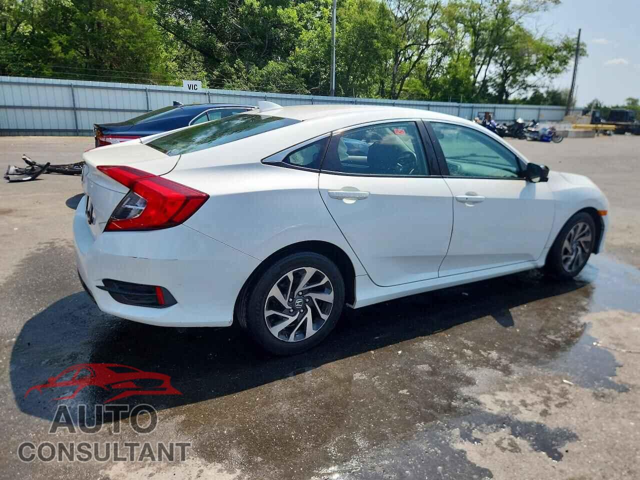HONDA CIVIC 2017 - 2HGFC2F70HH553032