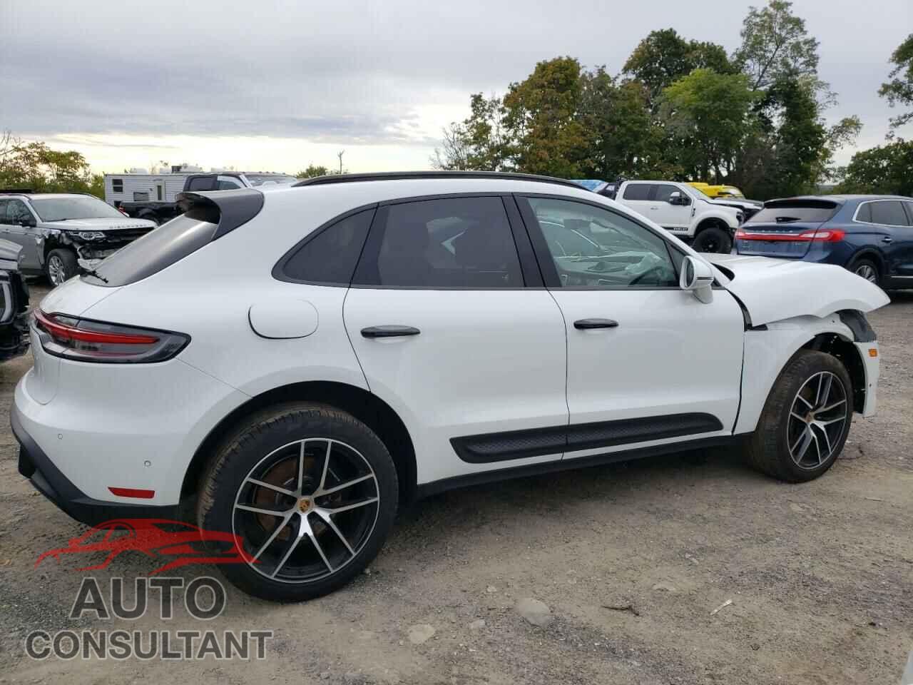 PORSCHE MACAN 2022 - WP1AA2A55NLB01661