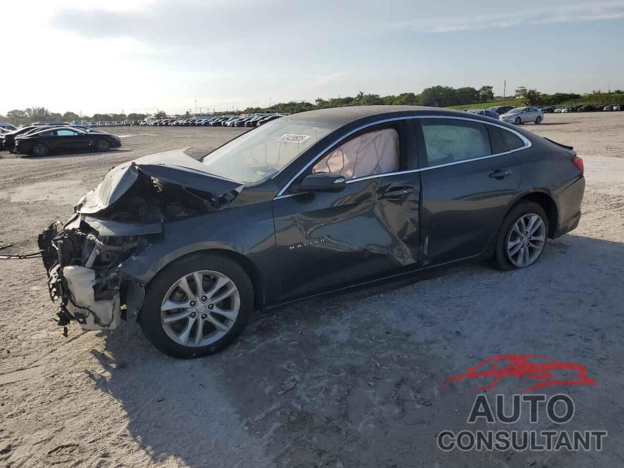 CHEVROLET MALIBU 2017 - 1G1ZE5ST2HF160525