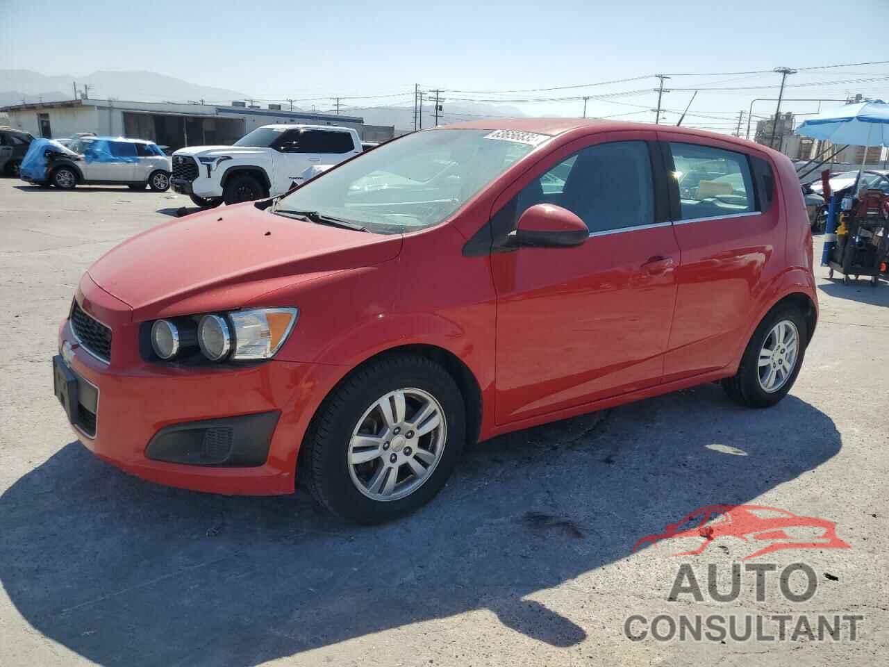 CHEVROLET SONIC 2013 - 1G1JC6SH8D4181115