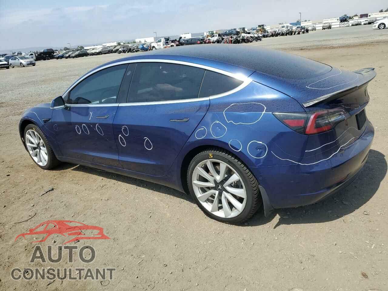 TESLA MODEL 3 2019 - 5YJ3E1EB2KF213826