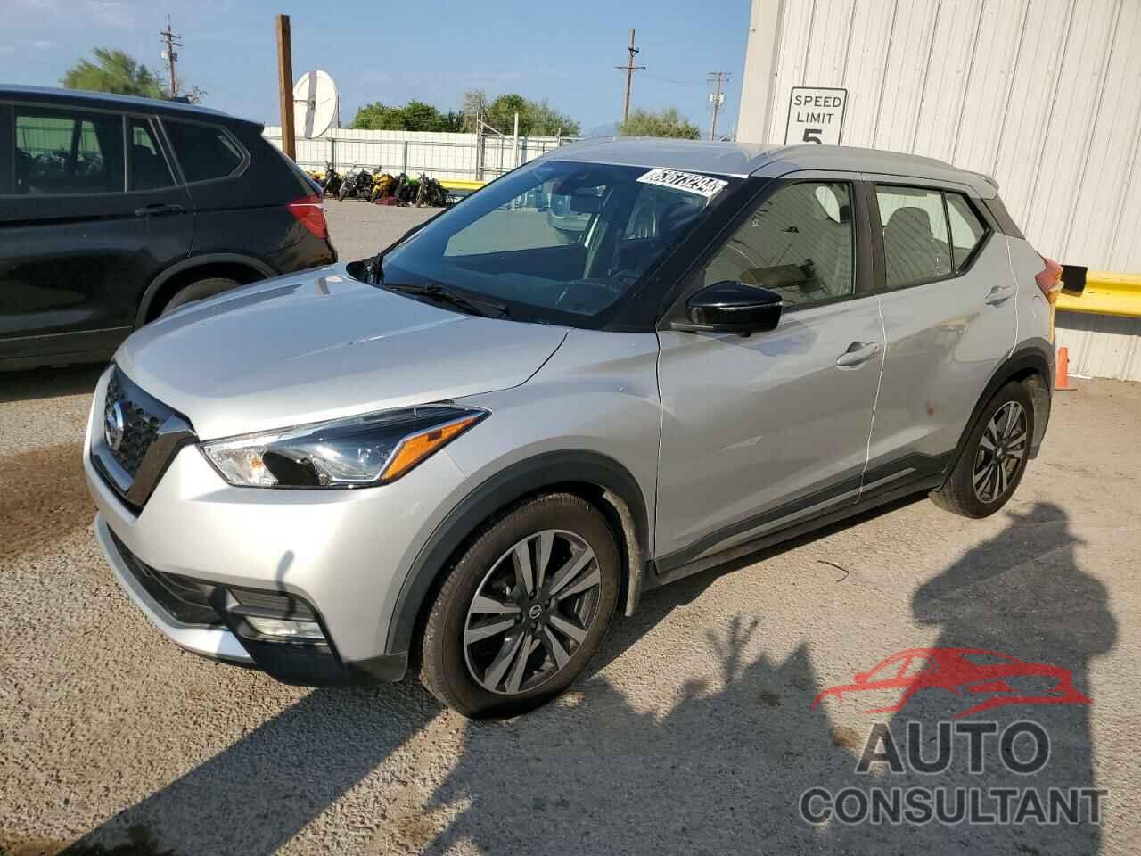 NISSAN KICKS 2020 - 3N1CP5DV1LL527342