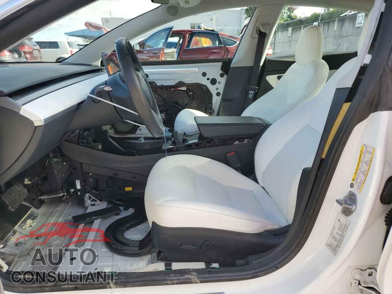 TESLA MODEL 3 2020 - 5YJ3E1EAXLF793478