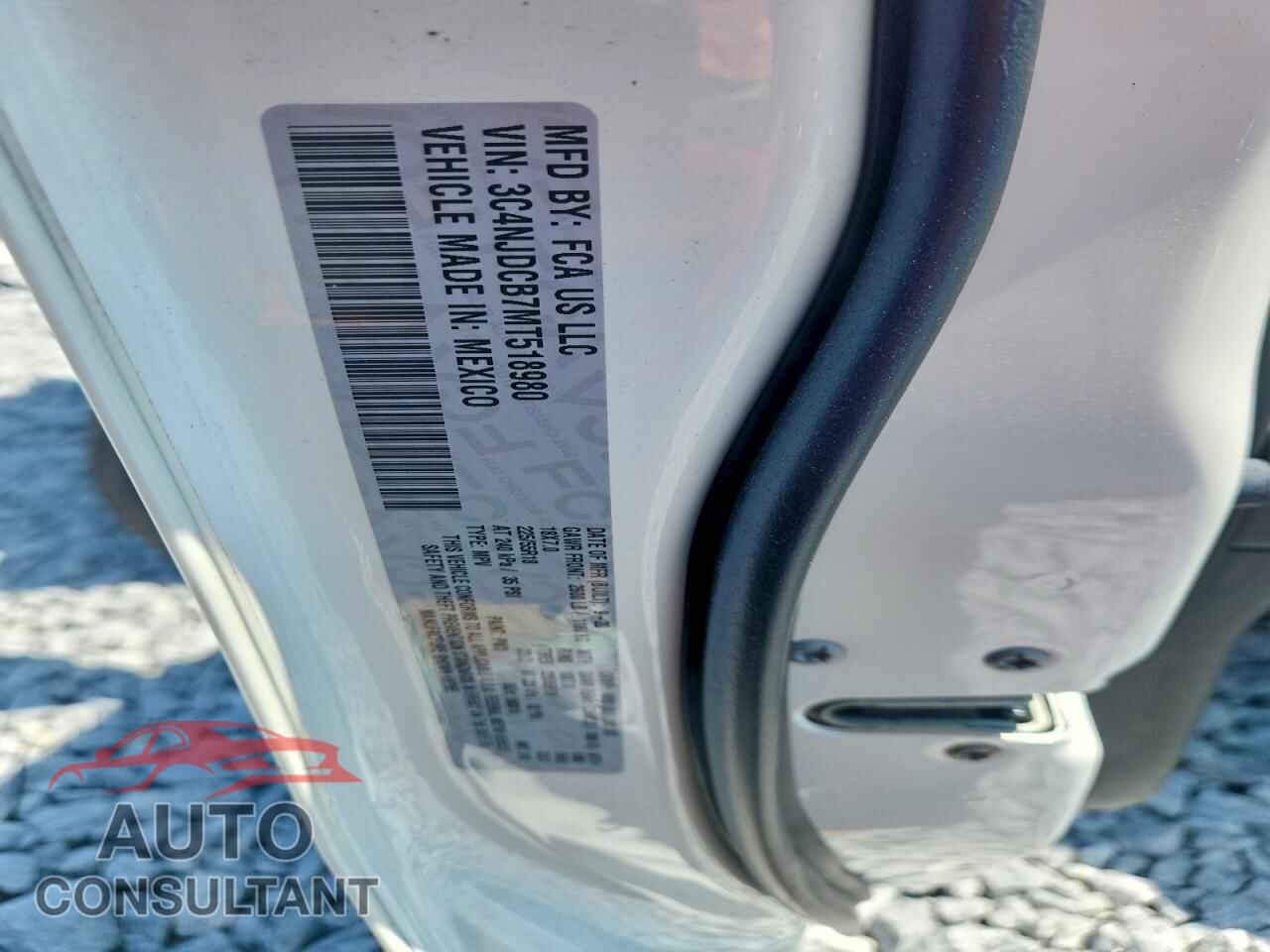 JEEP COMPASS 2021 - 3C4NJDCB7MT518980