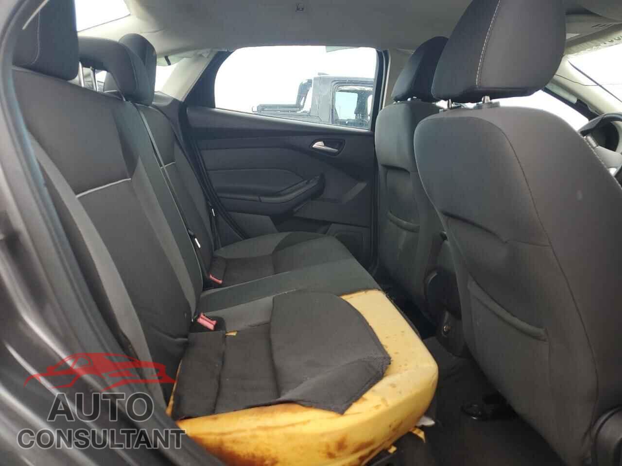 FORD FOCUS 2014 - 1FADP3F27EL267669