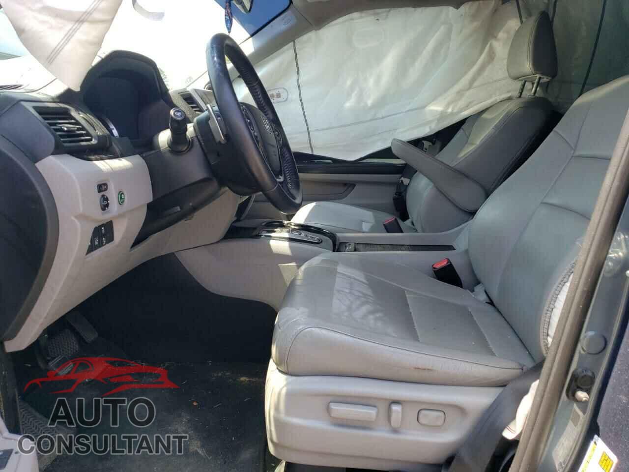 HONDA PILOT 2017 - 5FNYF5H92HB011046