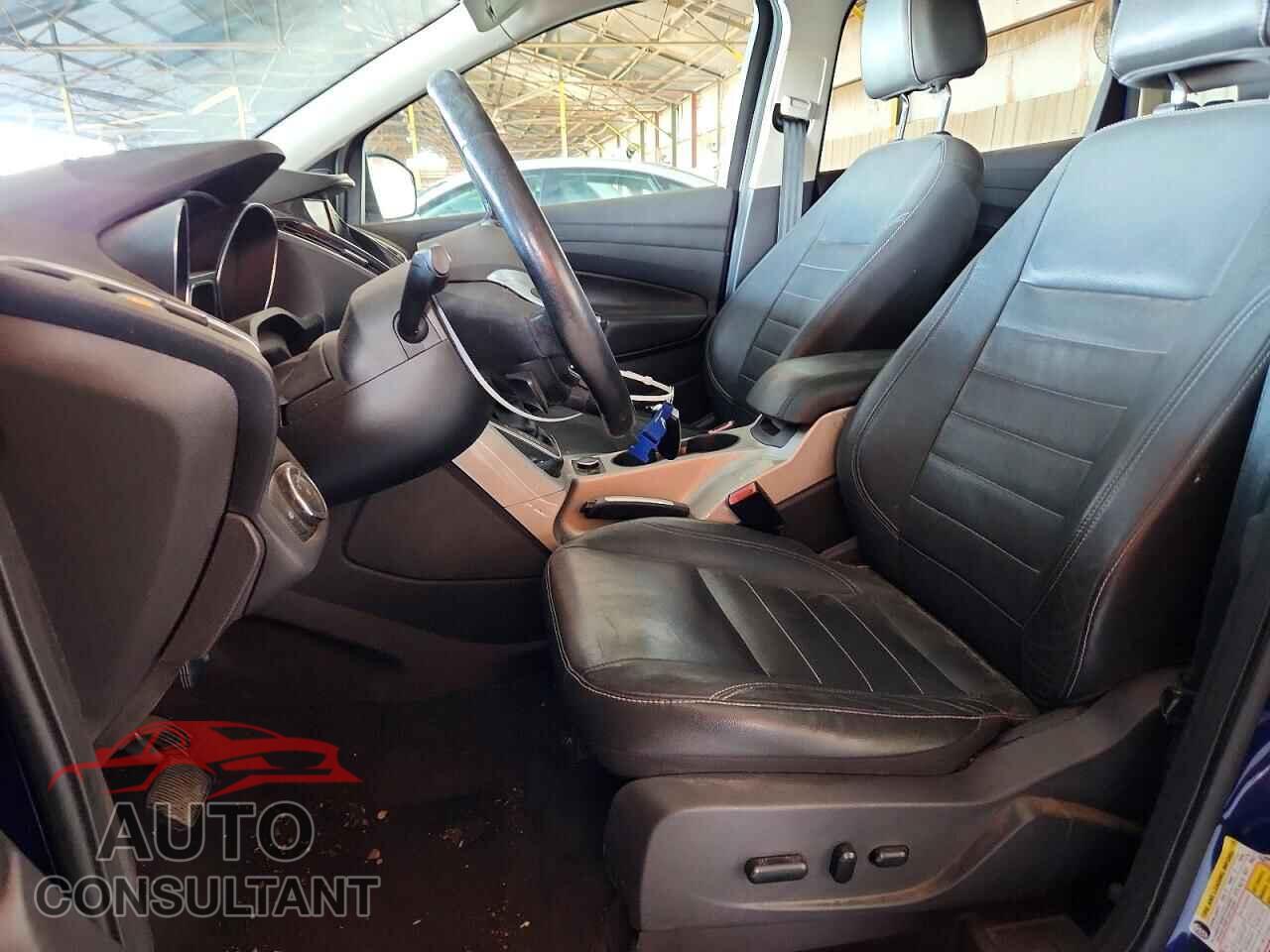 FORD ESCAPE 2013 - 1FMCU0HX8DUB40357