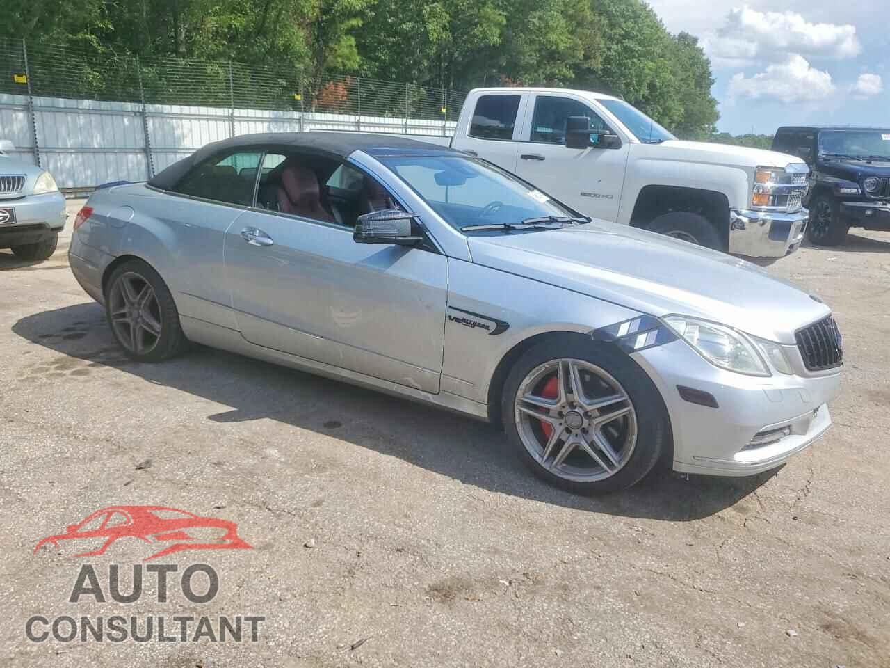 MERCEDES-BENZ E-CLASS 2012 - WDDKK5KF7CF155685