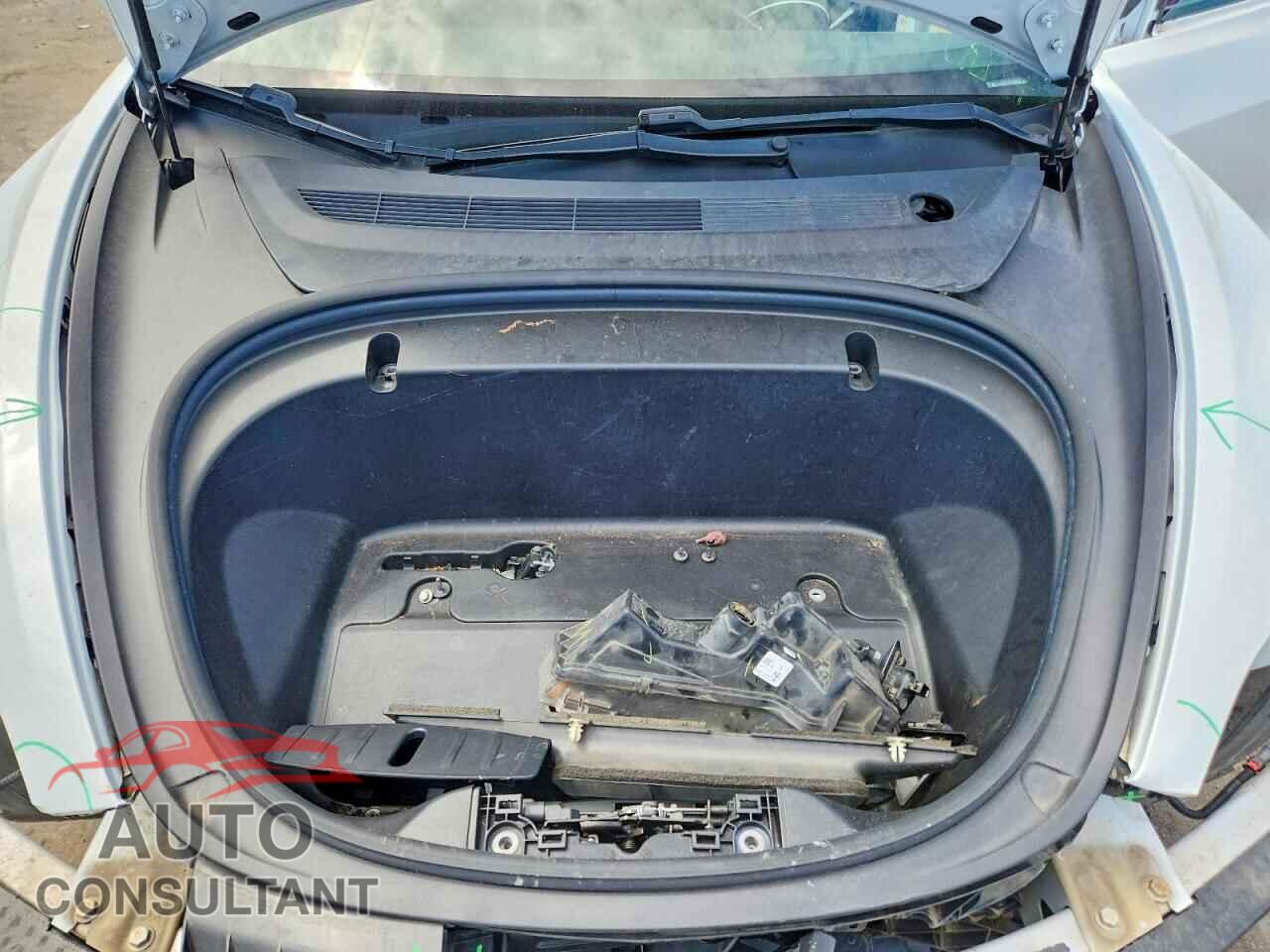 TESLA MODEL 3 2020 - 5YJ3E1EB7LF636936