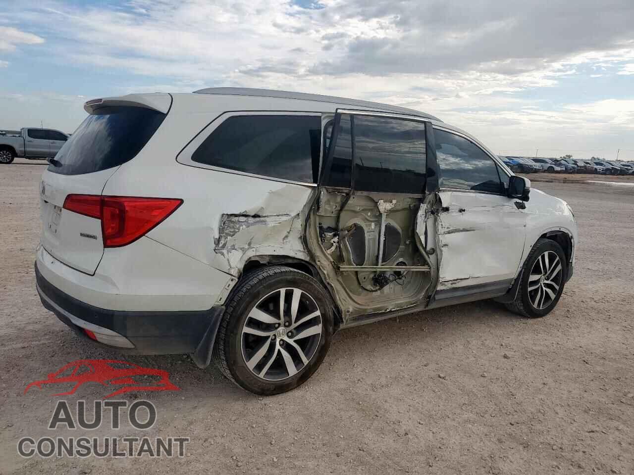 HONDA PILOT 2017 - 5FNYF5H92HB013962