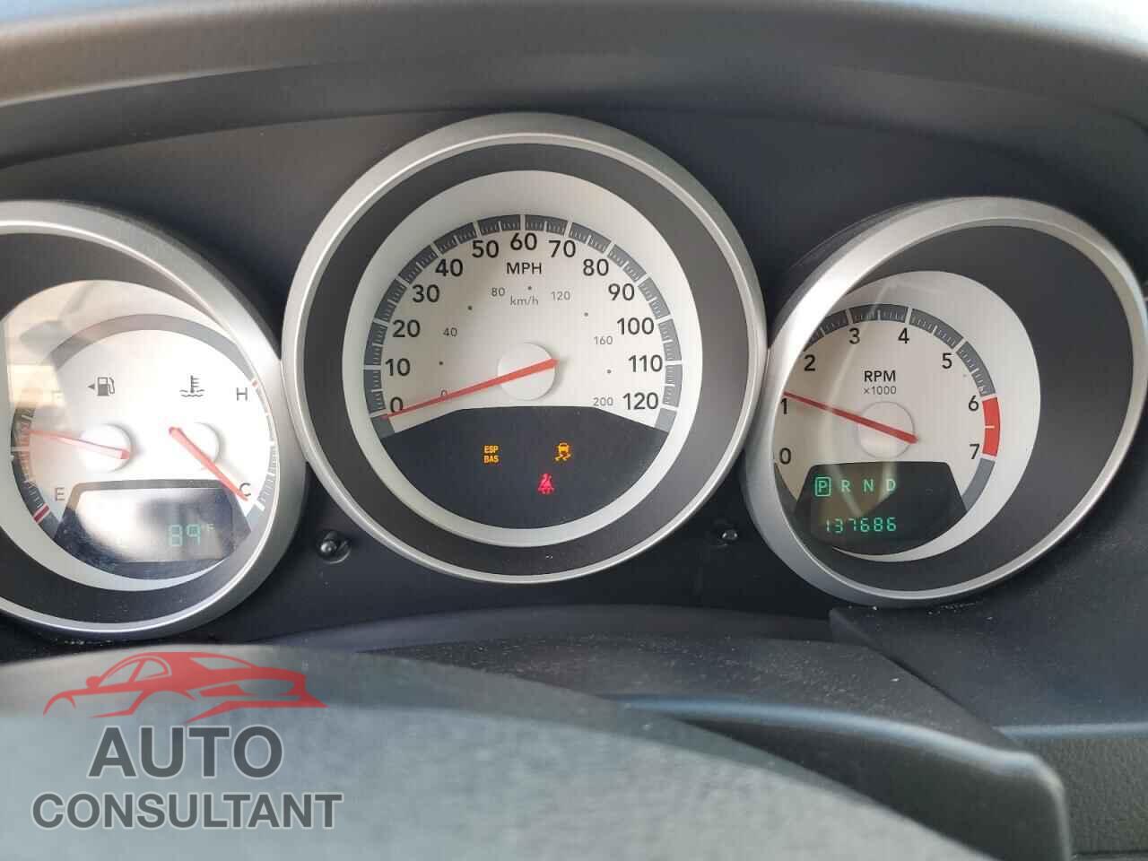DODGE CARAVAN 2010 - 2D4RN3D12AR371930