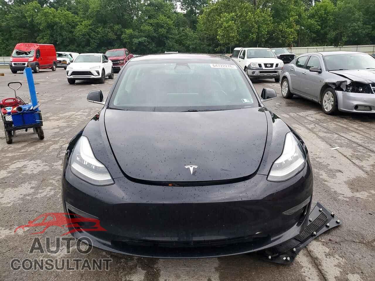 TESLA MODEL 3 2018 - 5YJ3E1EB2JF118746