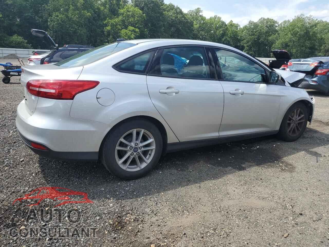 FORD FOCUS 2017 - 1FADP3F22HL309038