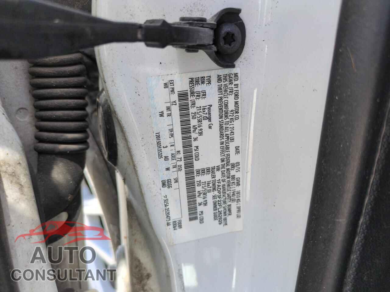 FORD FOCUS 2015 - 1FADP3F22FL262929