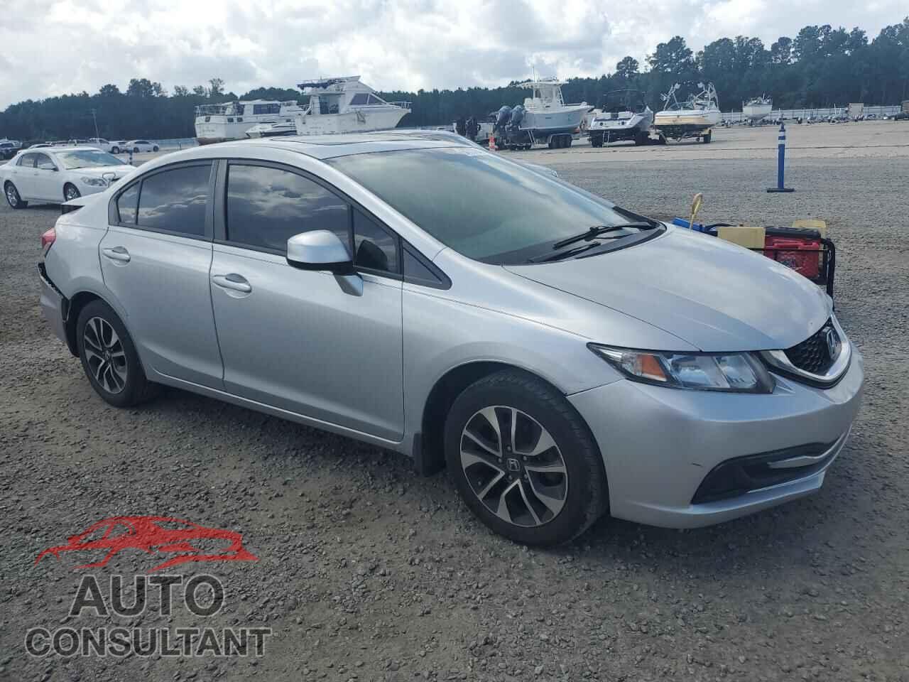 HONDA CIVIC 2013 - 2HGFB2F84DH547384