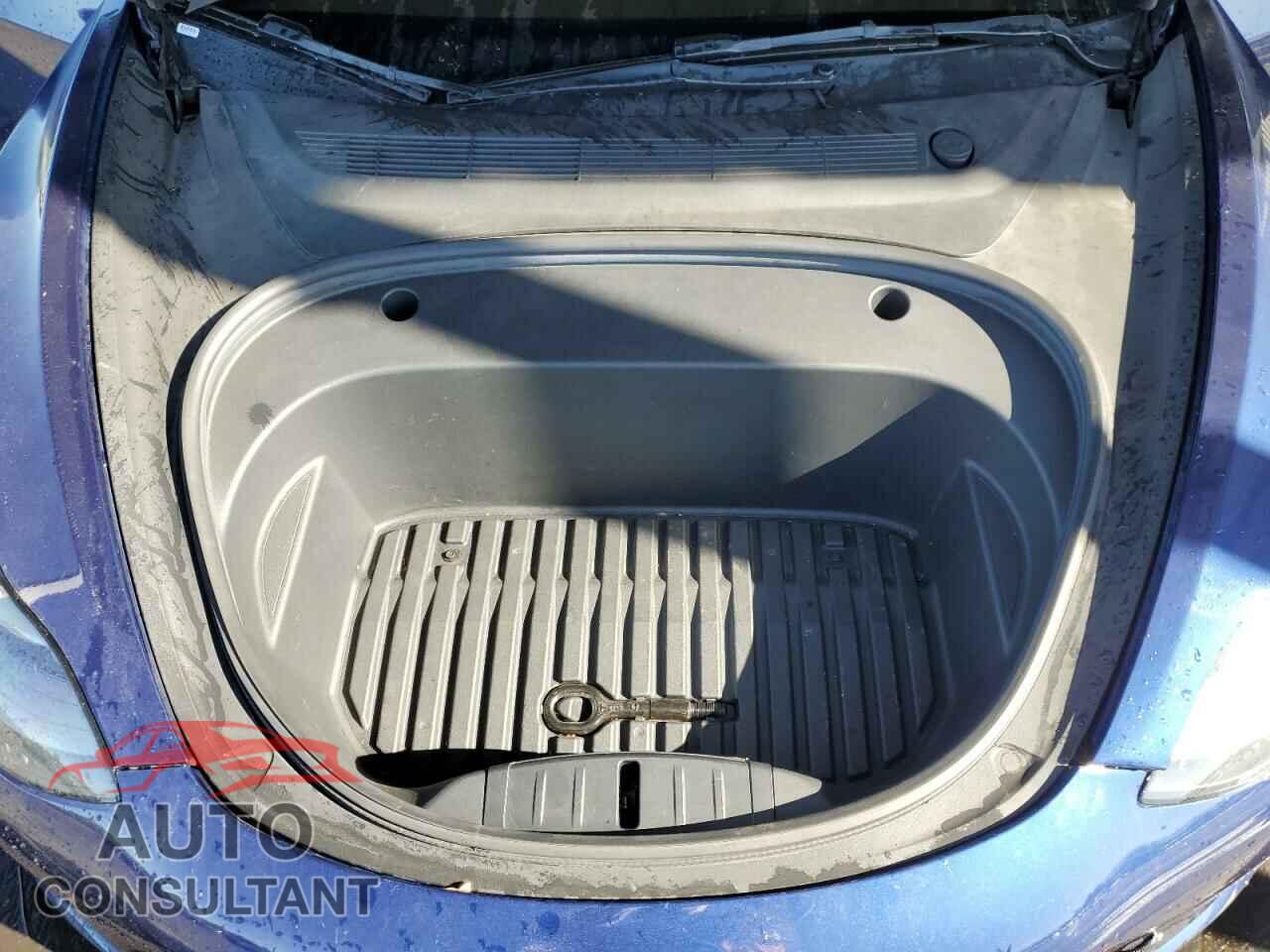 TESLA MODEL 3 2022 - 5YJ3E1EA6NF371937