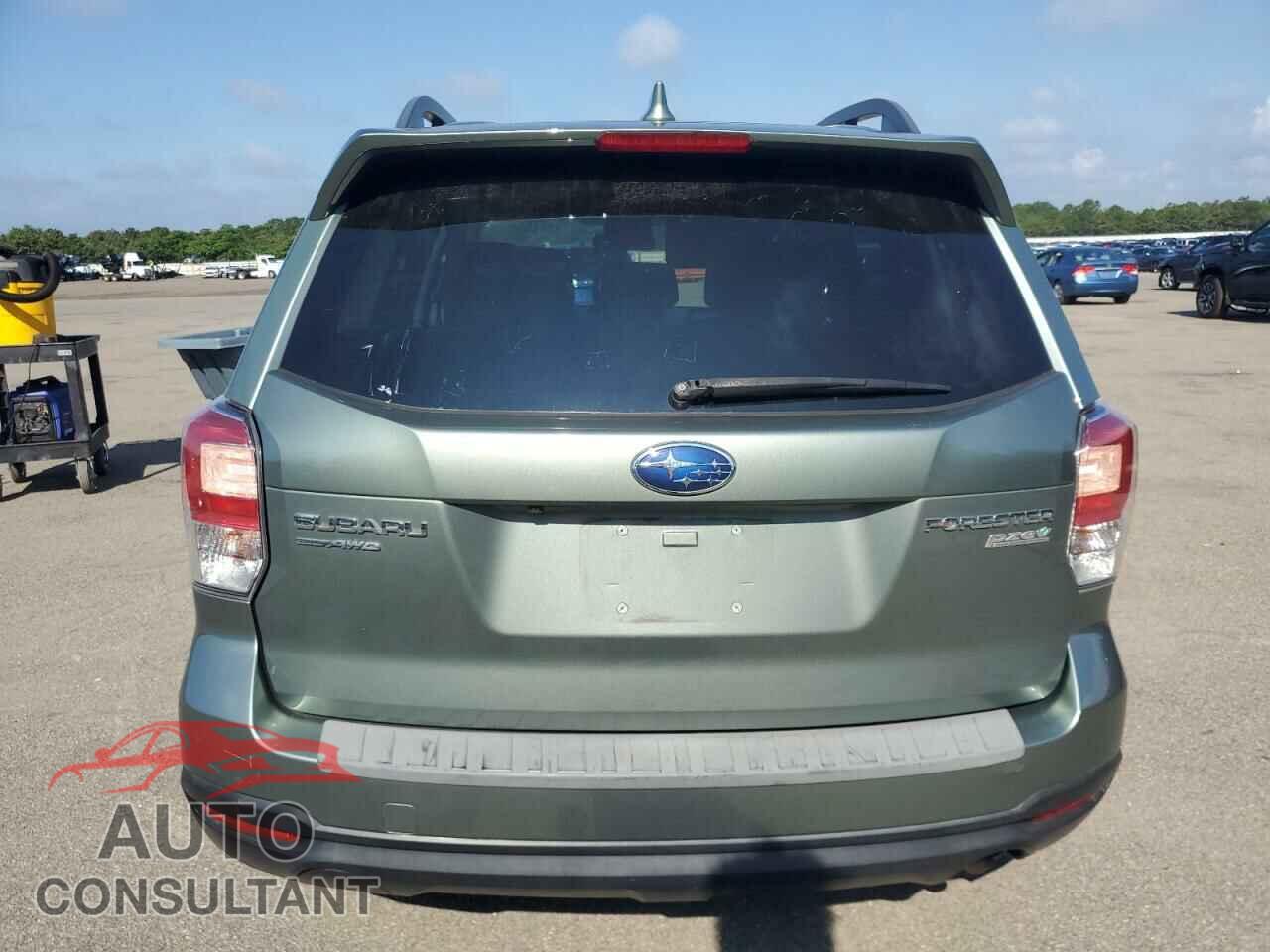 SUBARU FORESTER 2017 - JF2SJAEC5HH582061