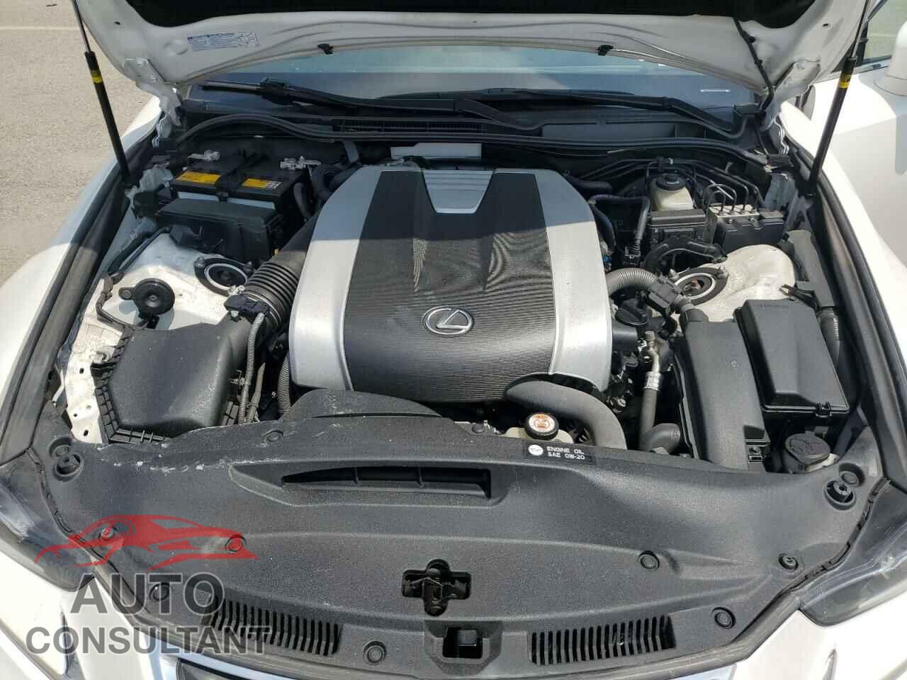 LEXUS IS 2018 - JTHC81D20J5028715
