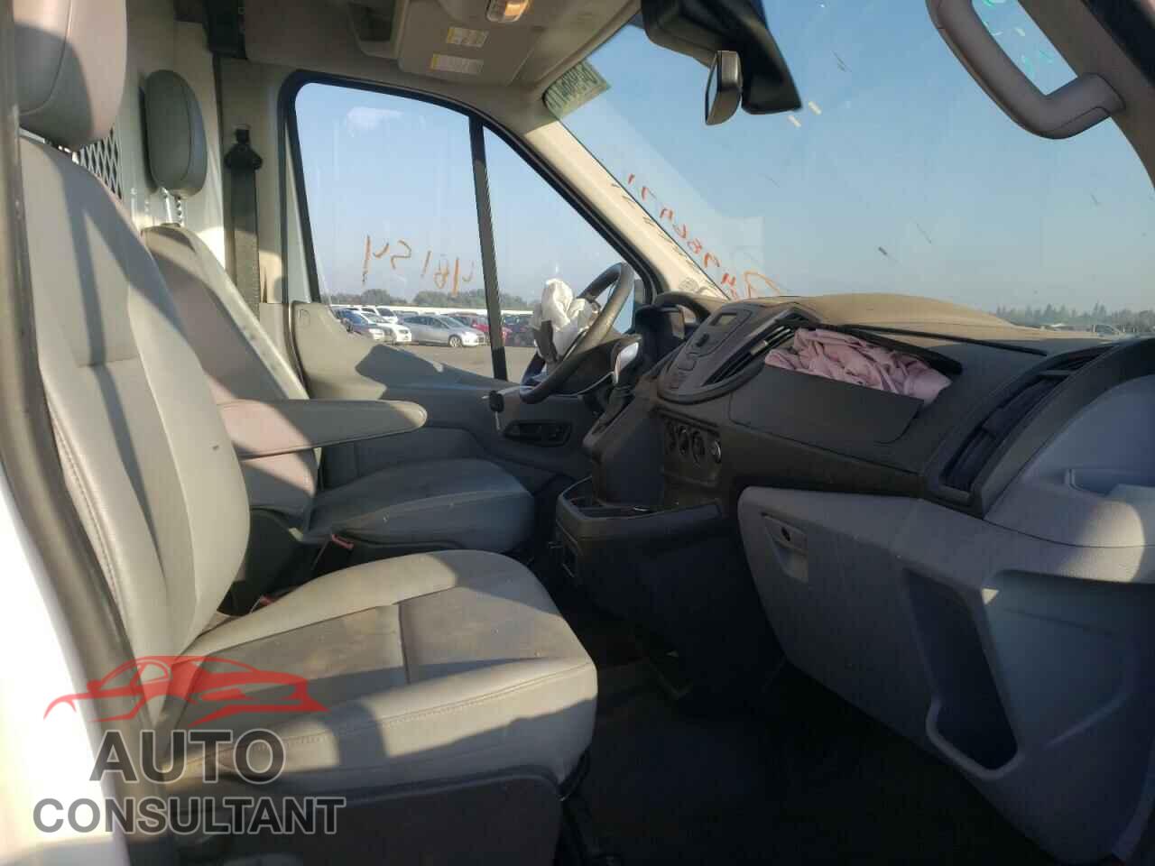 FORD TRANSIT CO 2019 - 1FTYR2CM2KKA46813