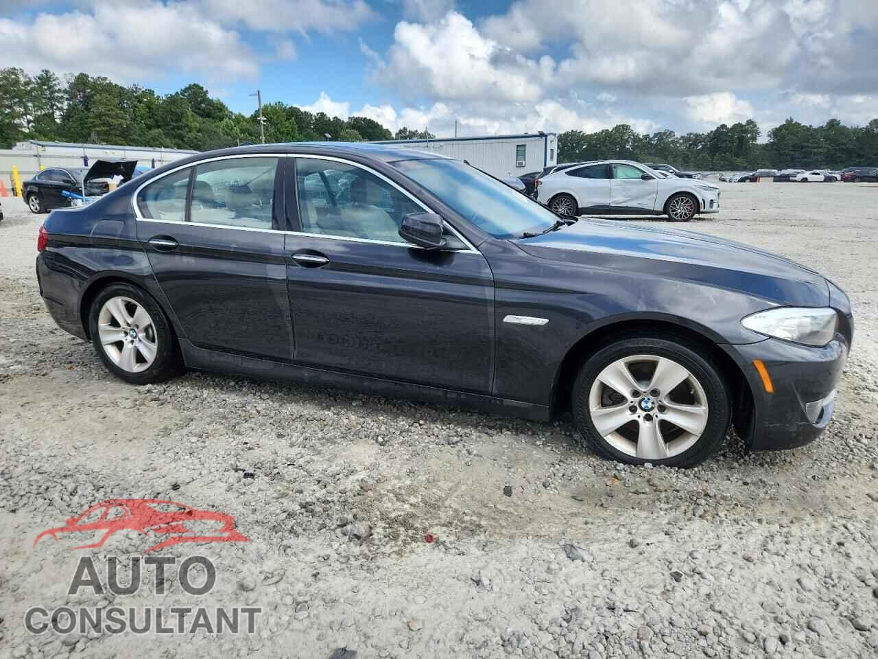 BMW 5 SERIES 2013 - WBAXG5C58DD230492