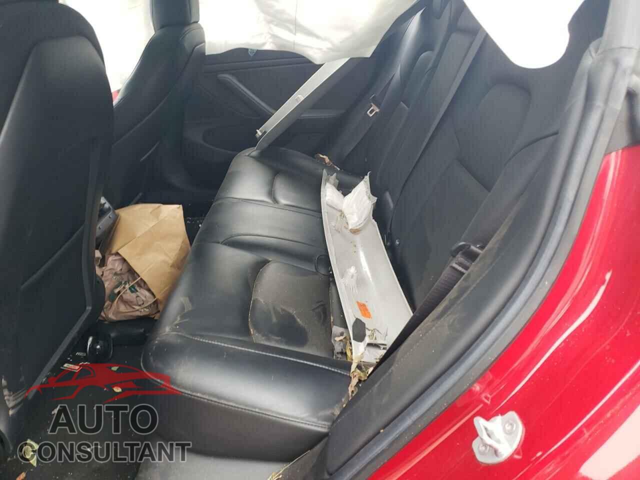 TESLA MODEL 3 2018 - 5YJ3E1EA0JF049126
