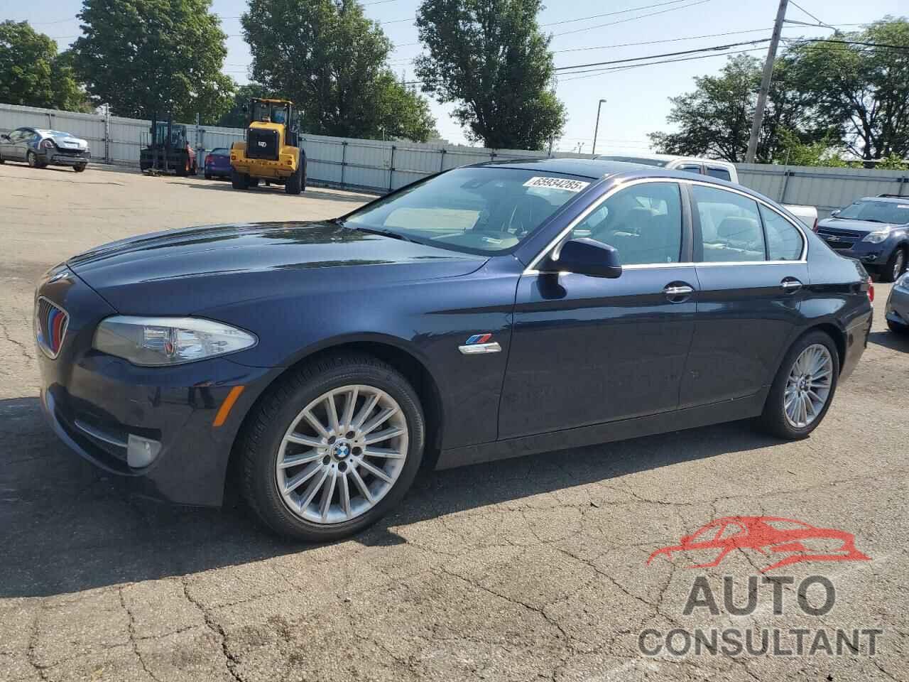 BMW 5 SERIES 2012 - WBAFR7C58CC813022