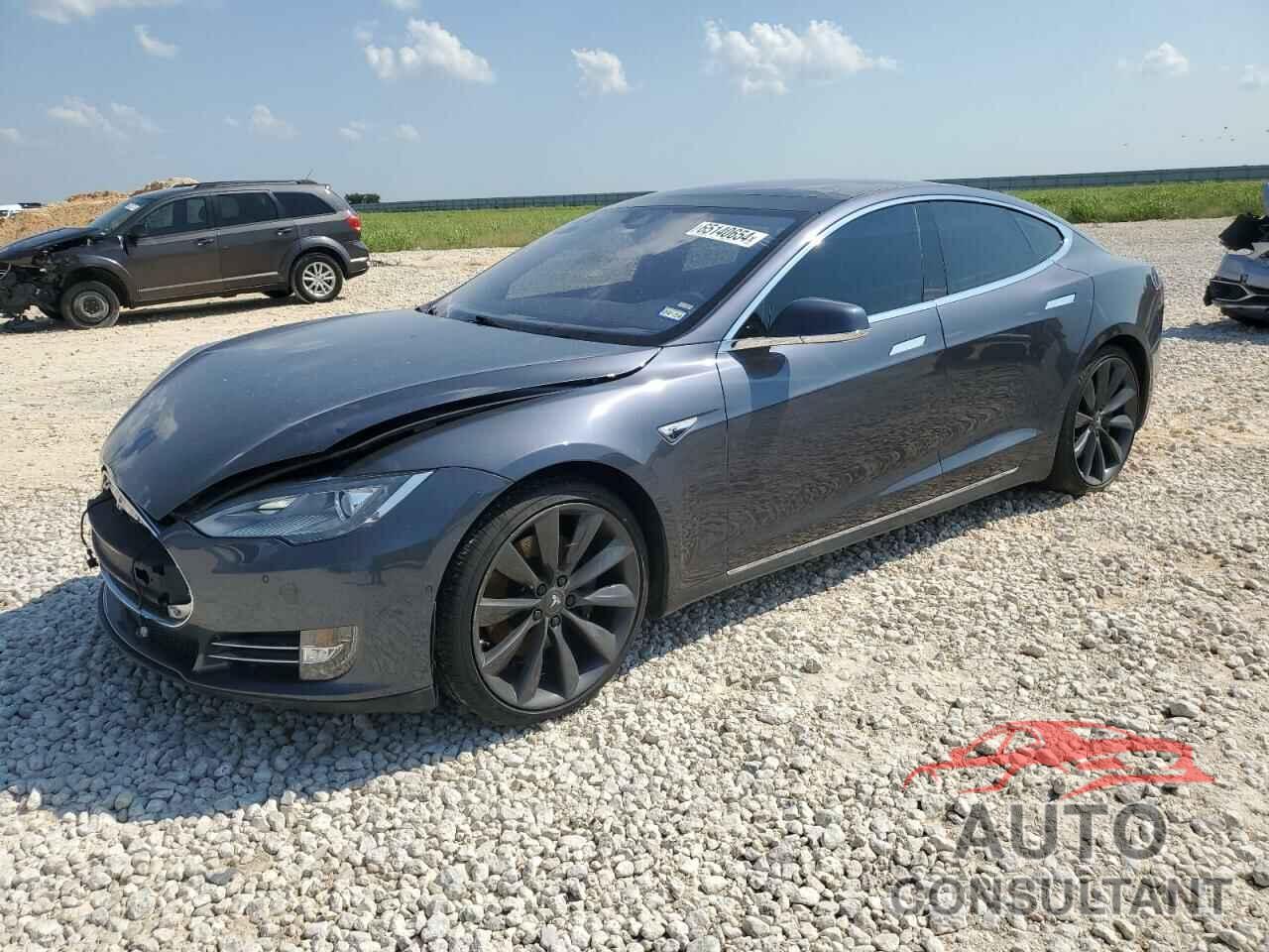 TESLA MODEL S 2016 - 5YJSA1E20GF128904