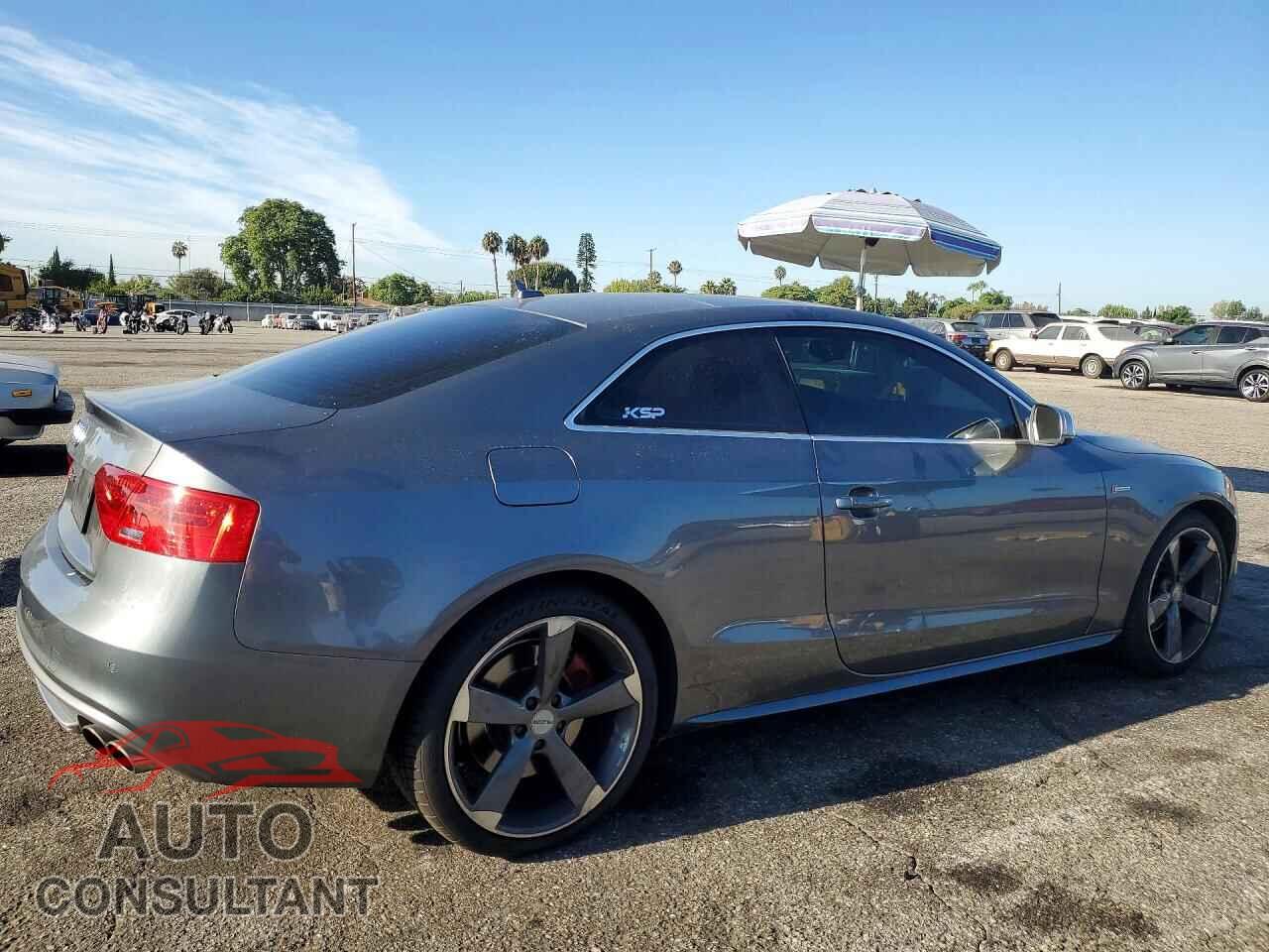 AUDI S5/RS5 2014 - WAUCGAFR3EA005583