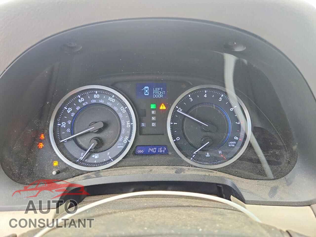 LEXUS IS 2012 - JTHBF5C20C2101922